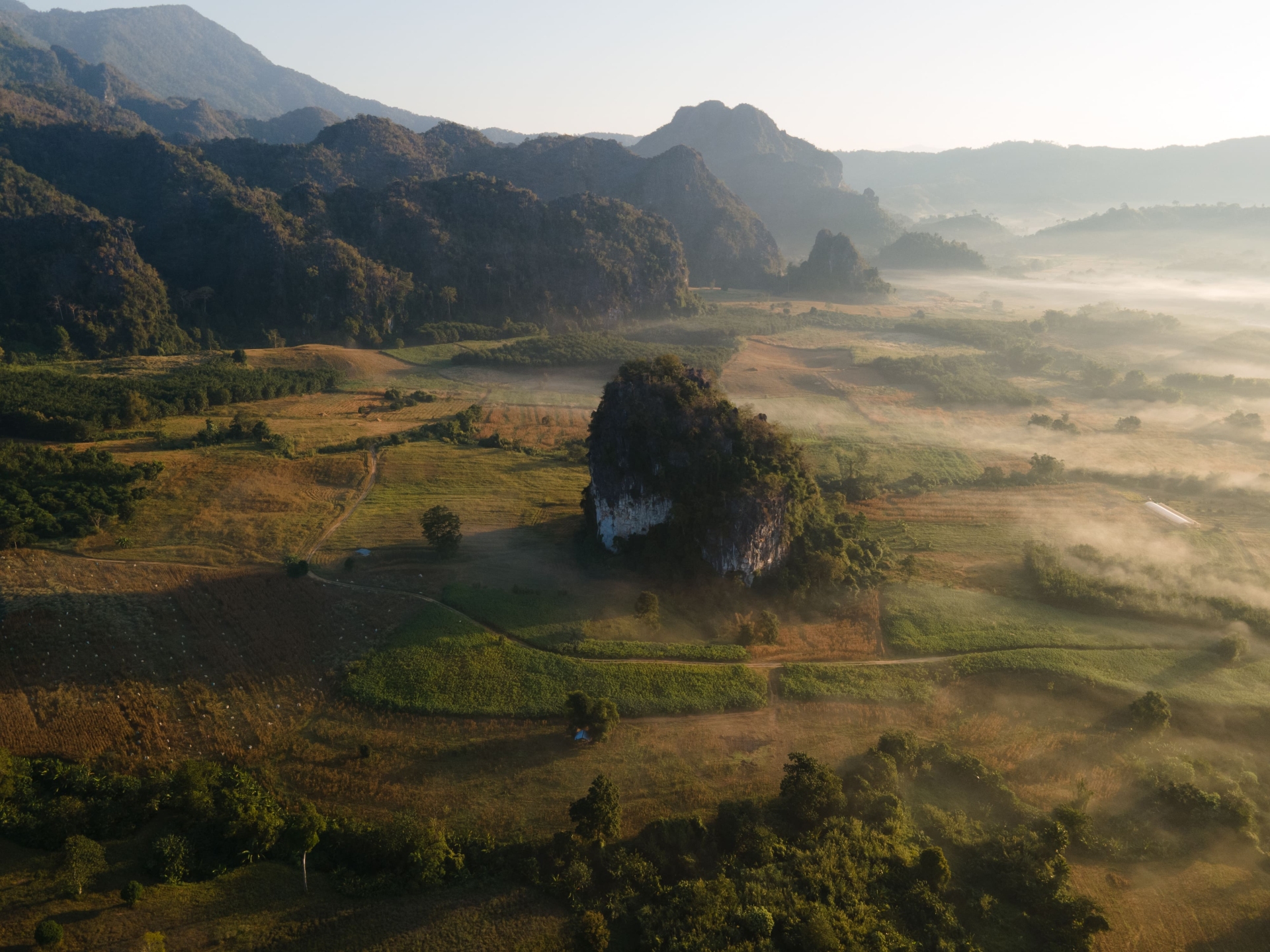 montagnes-province-de-phayao