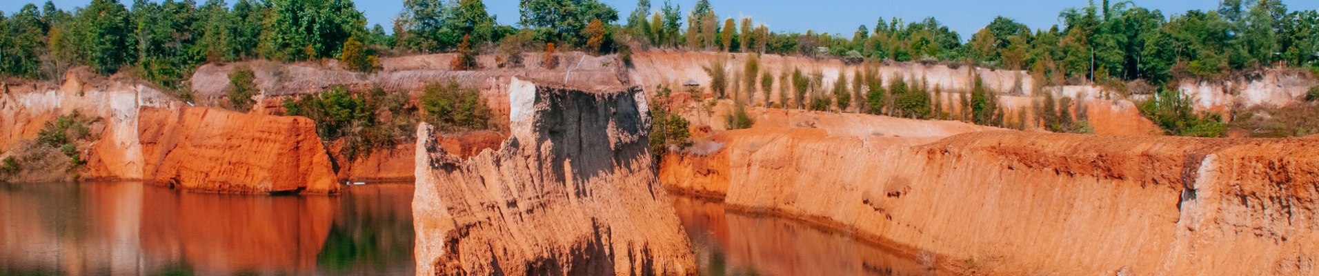 Canyon rempli d'eau, Phrae, Thaïlande